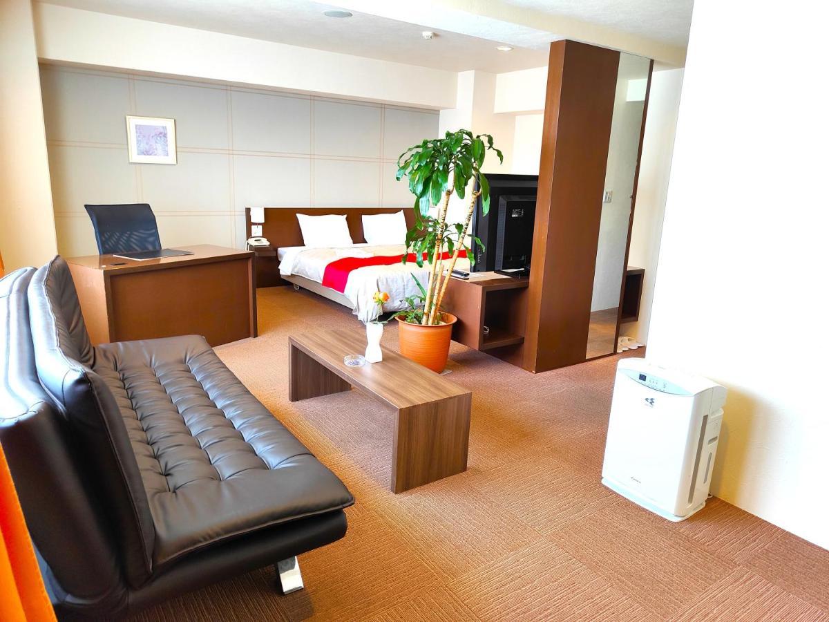 Kurume Hotel Esprit Экстерьер фото