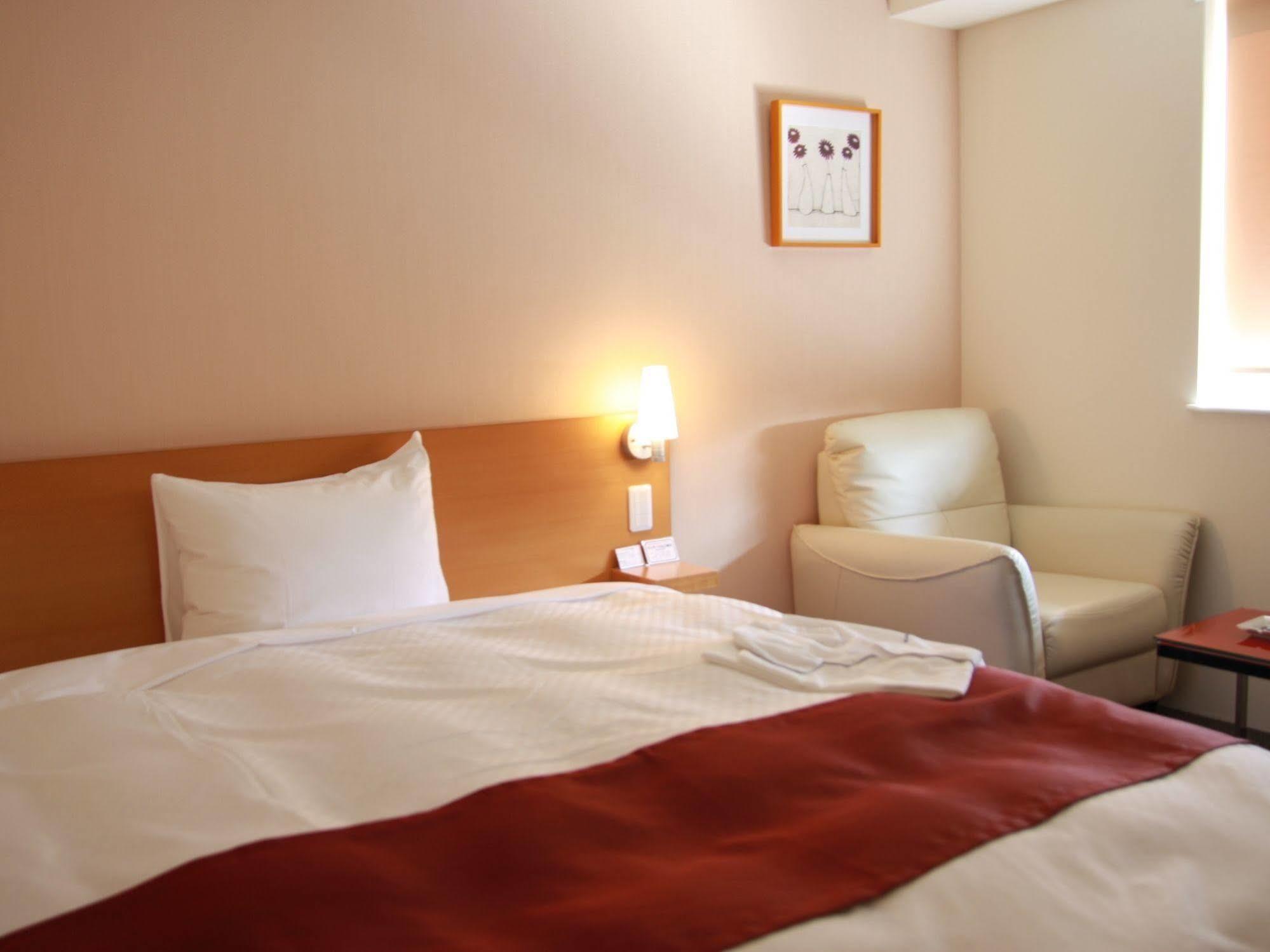 Kurume Hotel Esprit Экстерьер фото